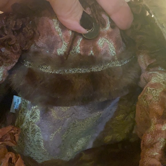 Stunning magnolia pearl mink purse - Picture 6 of 9